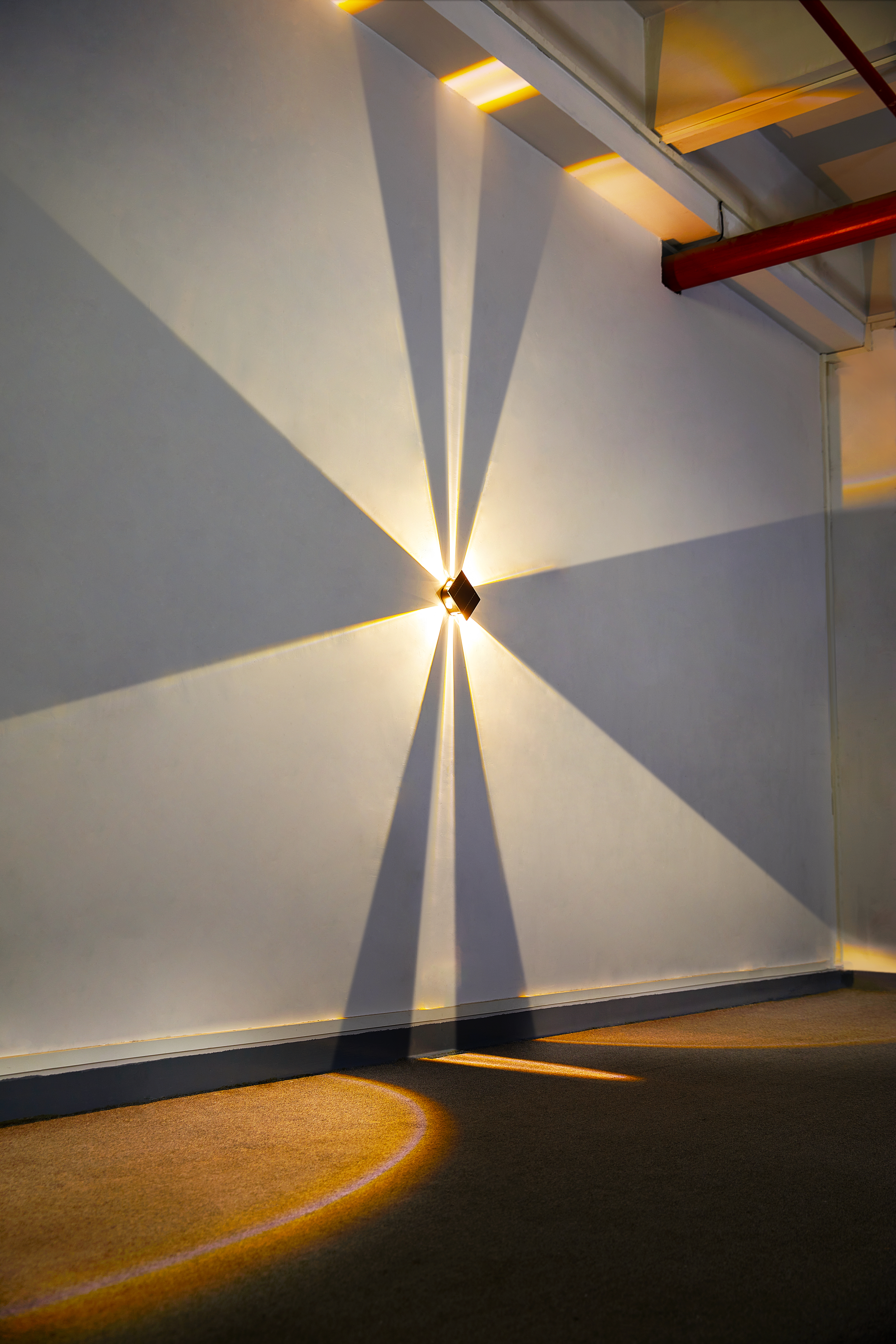 太阳能壁灯户外洗墙灯室外围墙防水花园外墙灯上下发光射灯