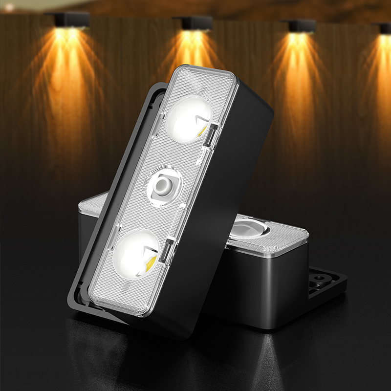 太阳能小阶梯灯