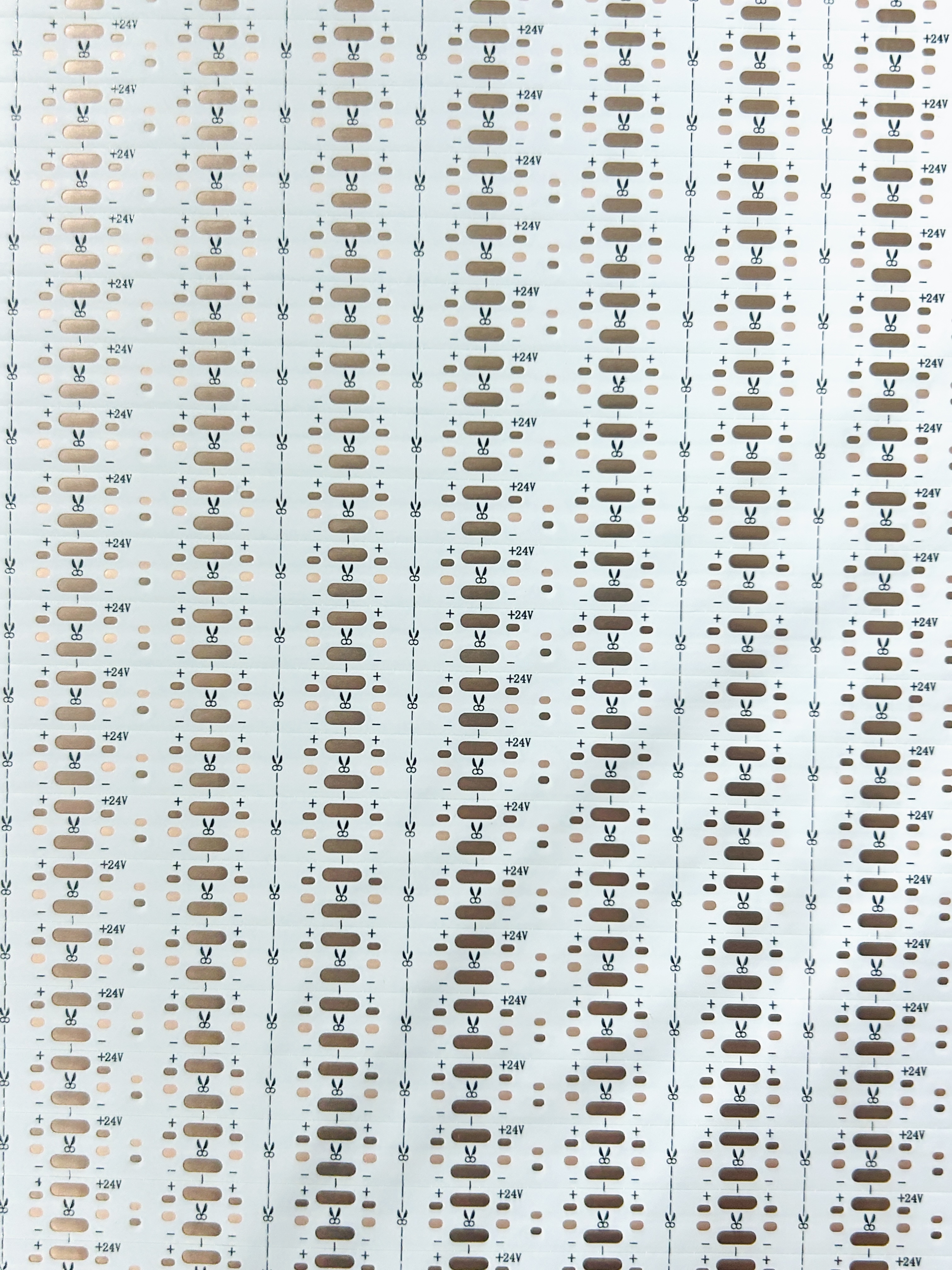 柔性燈帶模切板2532-8mm-120D-24R-24V