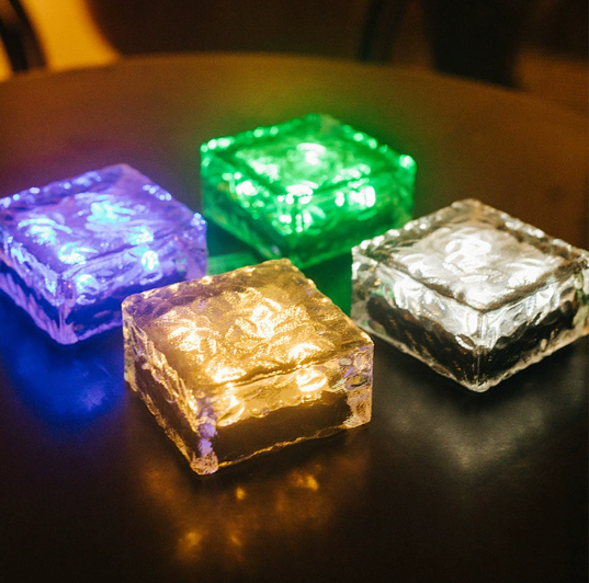  跨境太陽(yáng)能燈太陽(yáng)能庭院燈戶(hù)外地磚燈方形冰塊燈草坪燈地埋燈