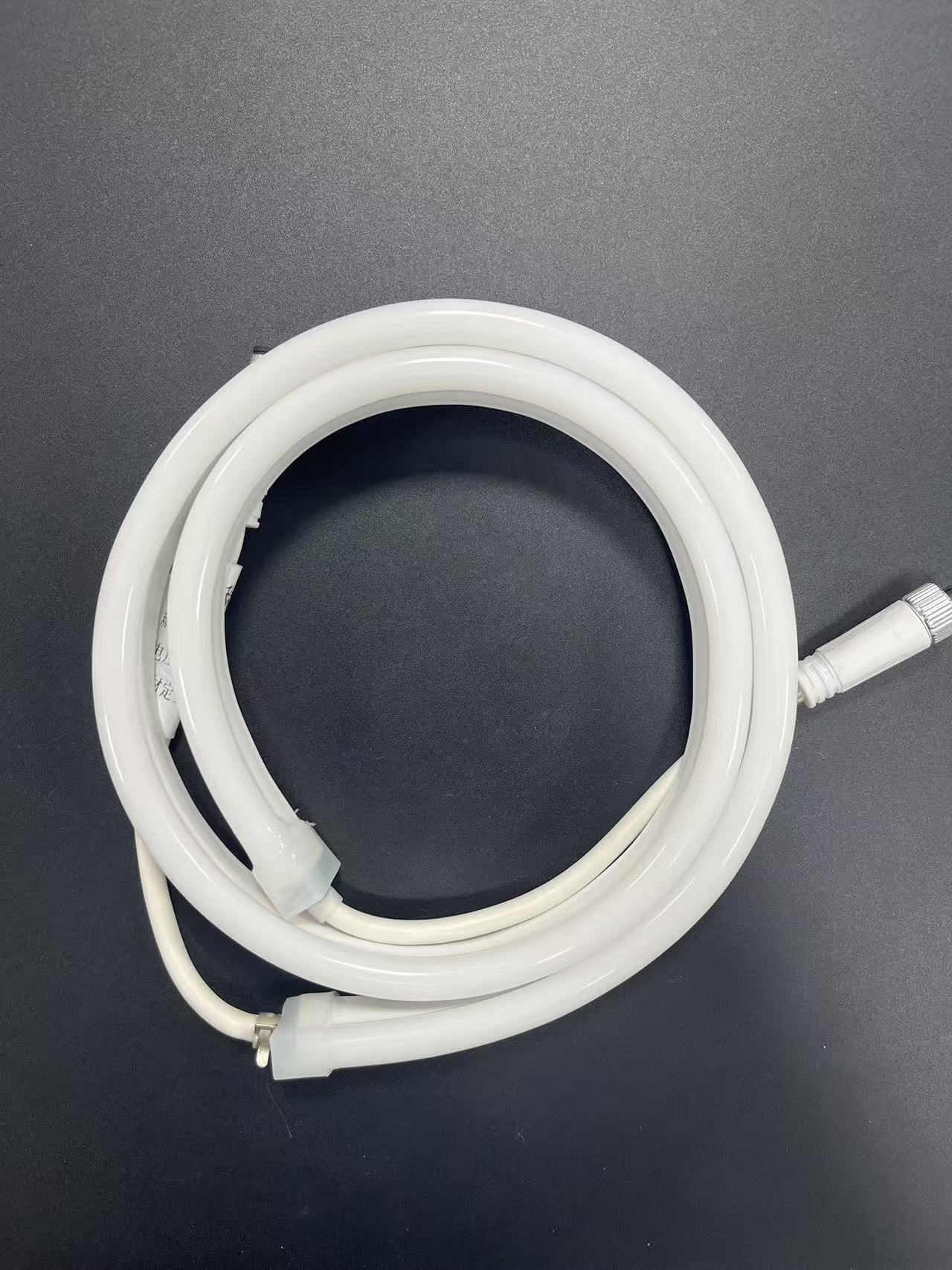 0817硅胶一体挤出断点续传10段60灯RGB