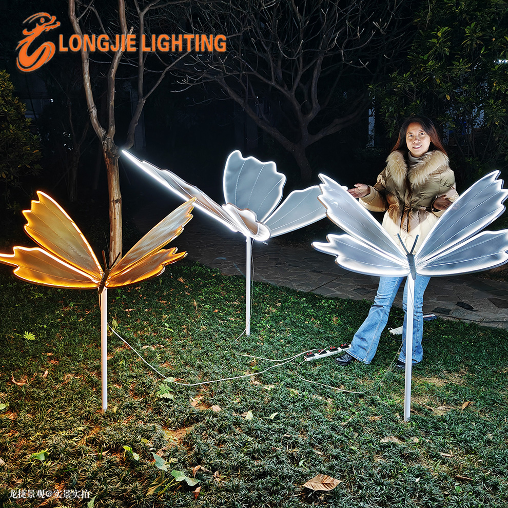 高1米铁丝网蝴蝶造型灯 LED户外平面圣诞装饰图案蝴蝶地插灯