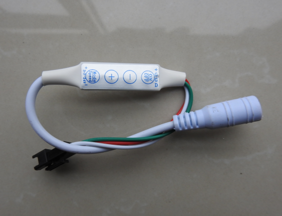 配备4个按钮的迷你变色控制器